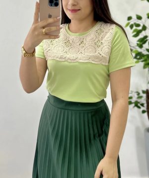 Tshirt Premium Bordado Frontal em Croche